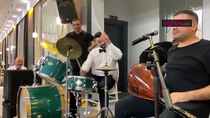 Paramedik damat bateri çaldı, doktor gelin oynadı! O anlara adeta yorum yağdı