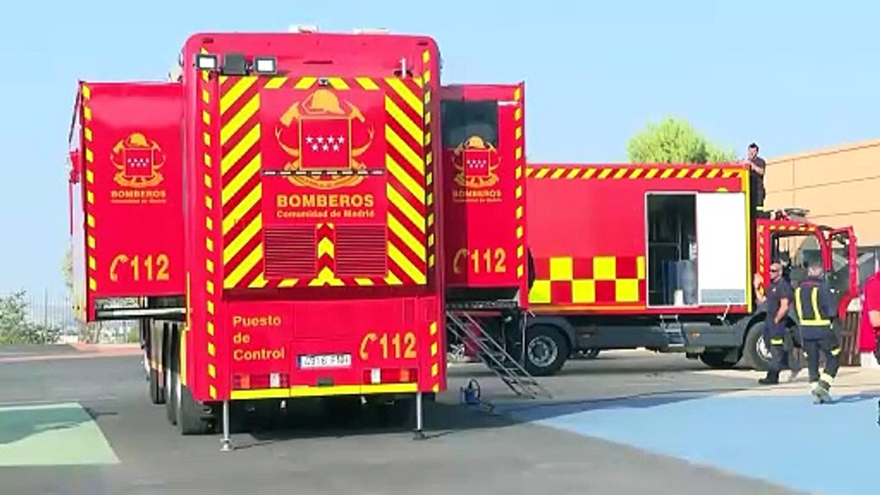 Estabilizado el incendio de Rivas y los vecinos desalojados ya han vuelto a sus casas