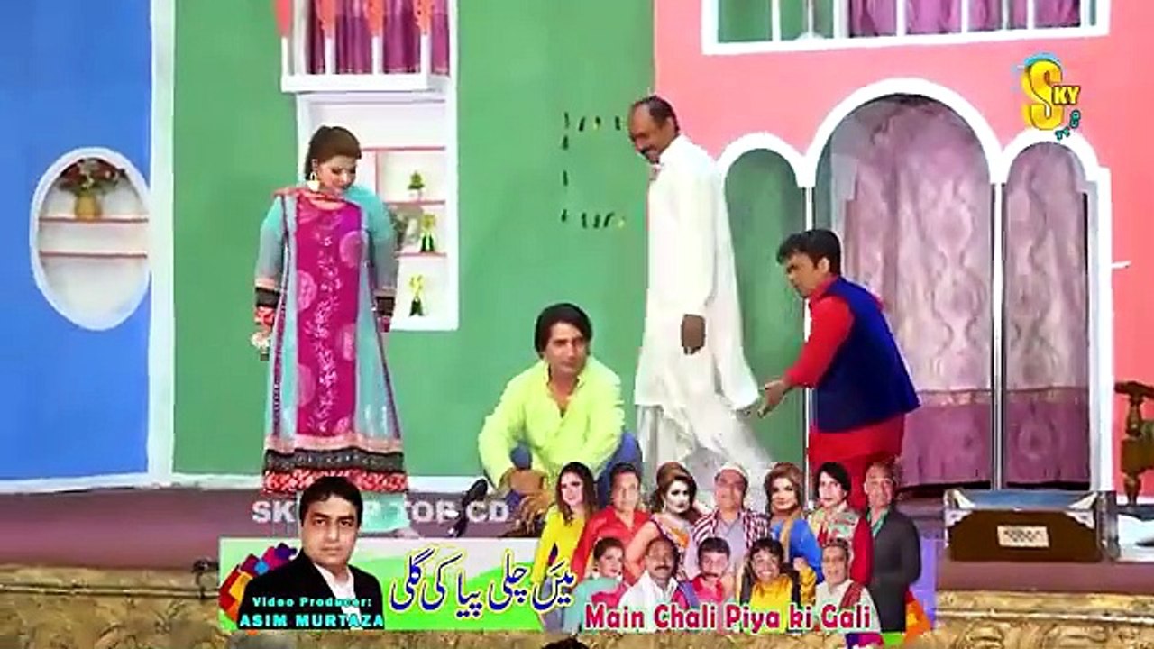 Sakhawat Naz and Vicky Kodu | Latest Stage Drama | Main Chali Piya Ki Gali