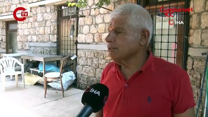 Plastik şişeye sıkışan orfoz balığını dalış yapan profesör kurtardı
