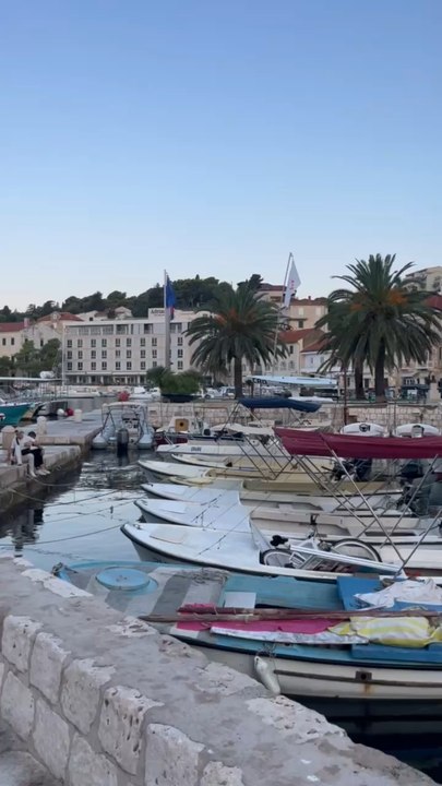 LA BEAUTÉ de Hvar au petit matin