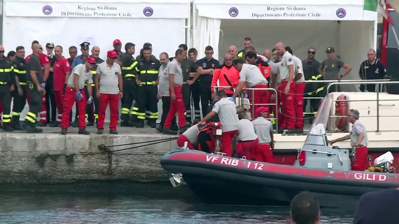 Dois corpos são encontrados após naufrágio na Itália