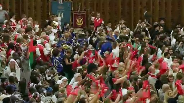 El papa pide llevar amor y bondad a la vida cotidiana en un mundo marcado por la guerra