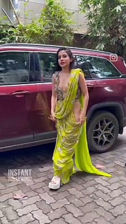 Urfi Javed's new outfit.....