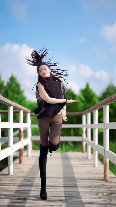Chinese girl dance short video