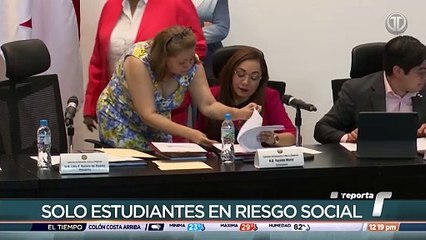 Diputado Pérez Barboni explica iniciativa para transparentar las becas y auxilios
