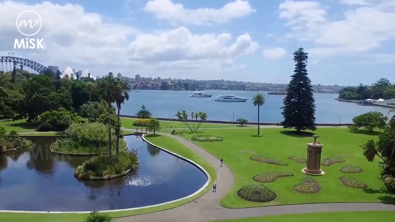 Viral ,travel guide Australia