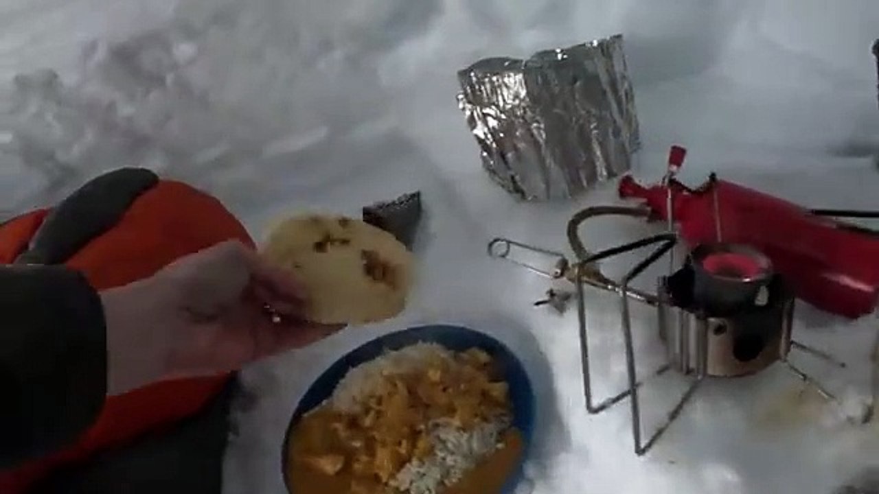 Dugout Shelter Under 10ft (3m) of Snow - Solo Camping in Survival Shelter Du