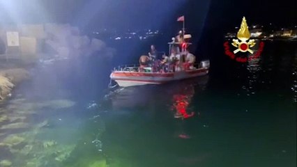 Download Video: Hallaron otros cinco cuerpos tras el naufragio del yate de lujo en Italia