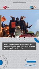 Massa Berdemo Nyanyi Lagu Agak Laen