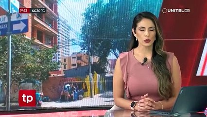 Mujer a la que le cayó un fierro de una construcción tiene cortes y fracturas, se aguarda su declaración