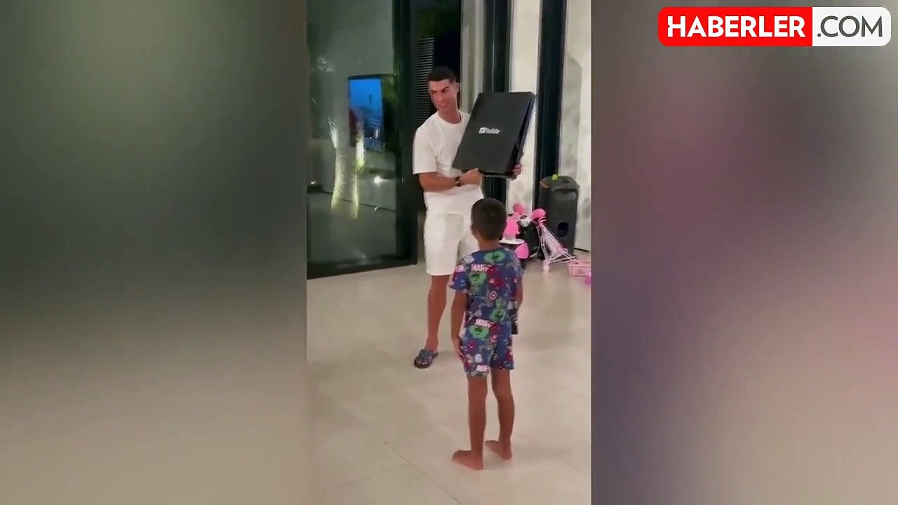Bir günde 17 milyonu geçti! Ronaldo'nun YouTube kanalı rekor kırdı