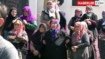 Hacovid Yaylası'nda 3 akrabasını öldürüp evlerini ateşe veren 3 kişi Araklı Adliyesi'ne getirildi