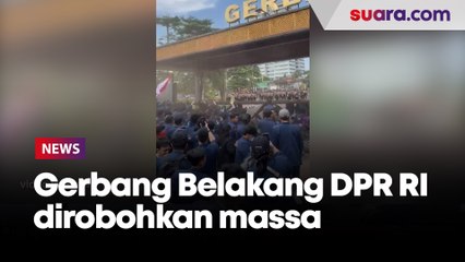 Pintu Gerbang Belakang Dijebol, Massa Aksi Penolak RUU Pilkada Minta Ketemu Pimpinan DPR: Panggil Sufmi Dasco!