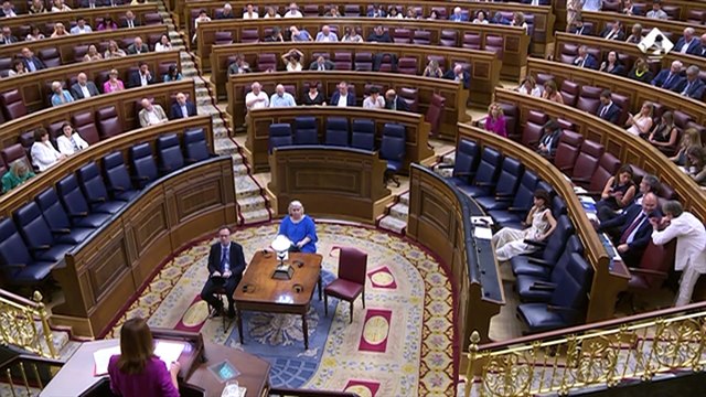 La Ley de Paridad entra hoy en vigor con un error técnico