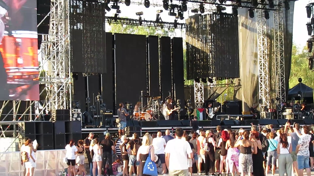 Lenny Kravitz concerts in Athens 2/8/2024 video Dailymotion