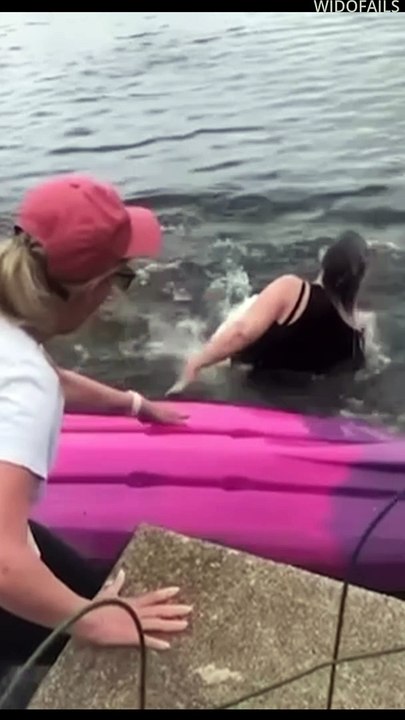 CANOE FAILS #shorts #8 #canoefails #canoefail #funny  #failcompilation #funnyfails #fallinginwater