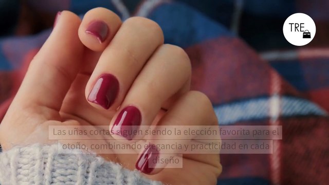 Tres manicuras de uñas cortas en tonos claros ultra elegantes que escogen las mujeres de más 40