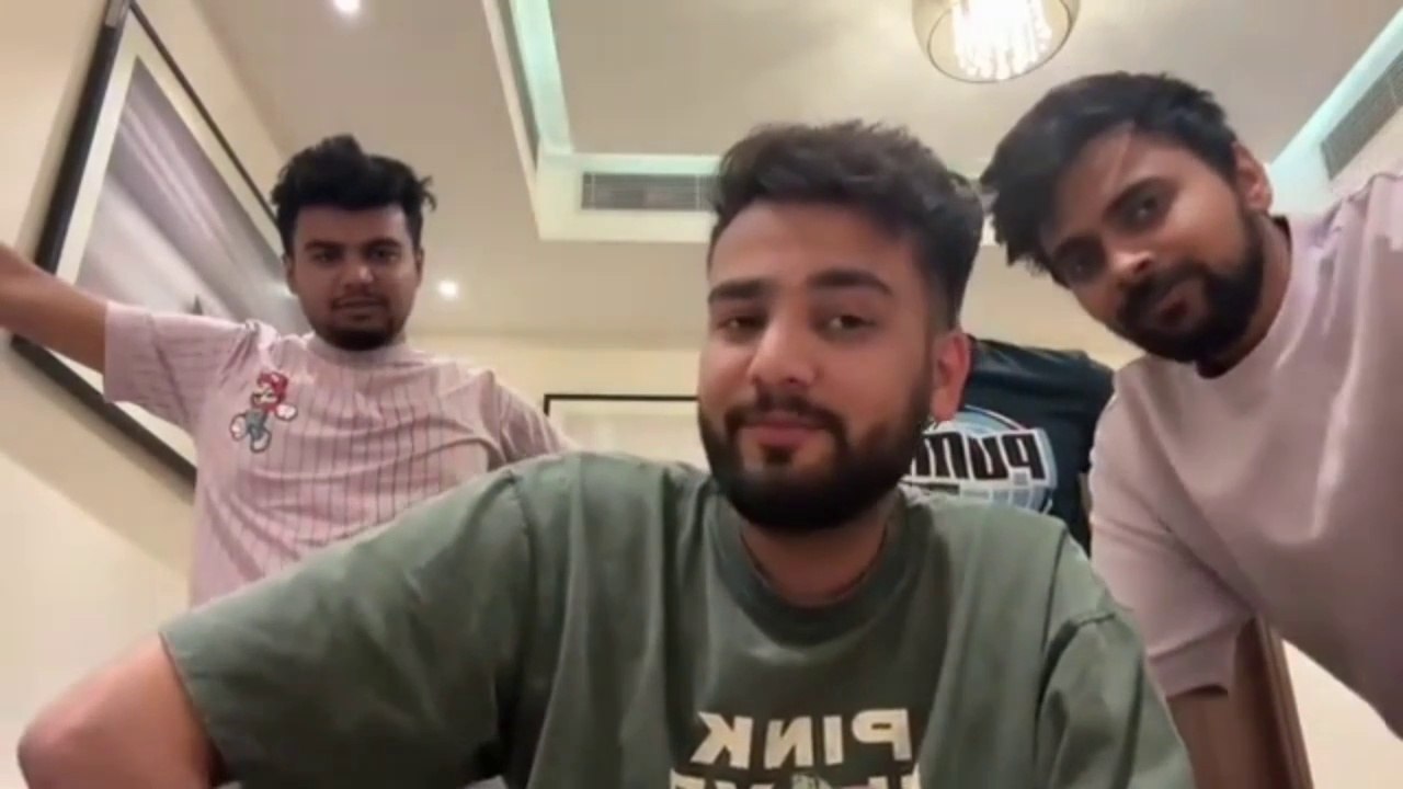 Elvish Yadav vlog video  . Kya bol diya , new vlog #elvish #yadav #viral #shorts #trending #vlog