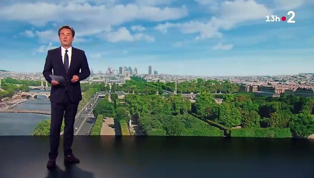 Nathanaël de Rincquesen présente ses excuses aux téléspectateurs de France 2 après une erreur dans le journal de 13 heures