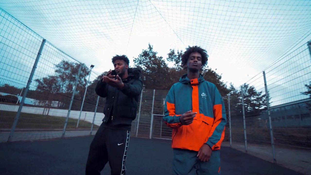 Tall bezyy X Mozay - Strike