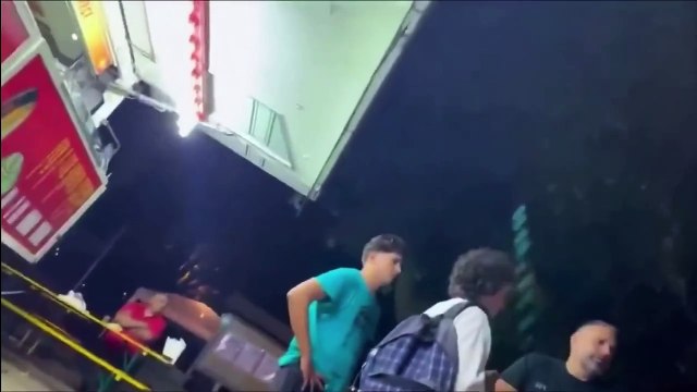 Frosinone, capogruppo FdI aggredisce ragazzo in piazza a Sora: «Avete rotto i ...» e lo prende a schiaffi
