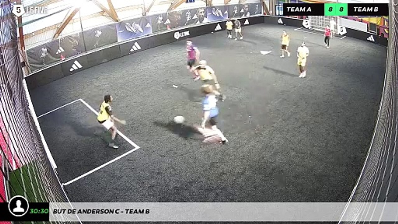 But de Anderson C - Team B