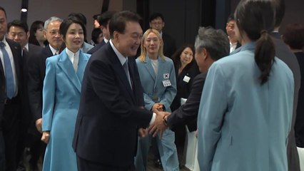 尹, 파리올림픽 선수단 만나 "낡은 관행 과감히 혁신" / YTN