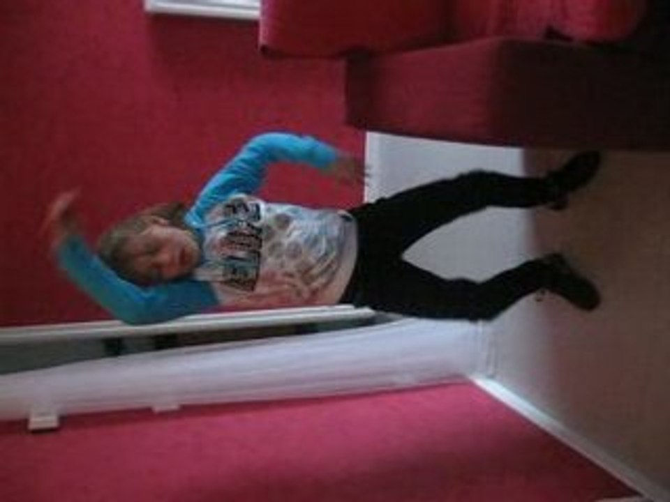 Eve en mode "dance electro"
