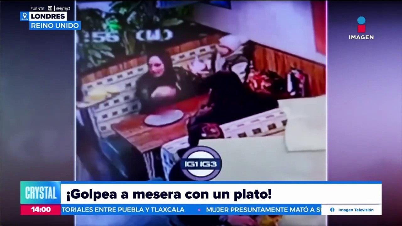 VIDEO: Sujeto golpea a mesera con un plato