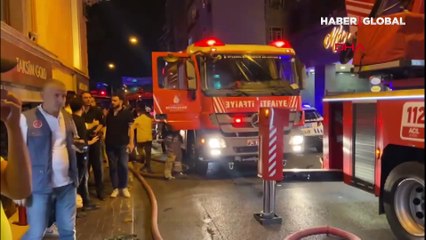 Beyoğlu'nda 9 katlı otelde yangın paniği