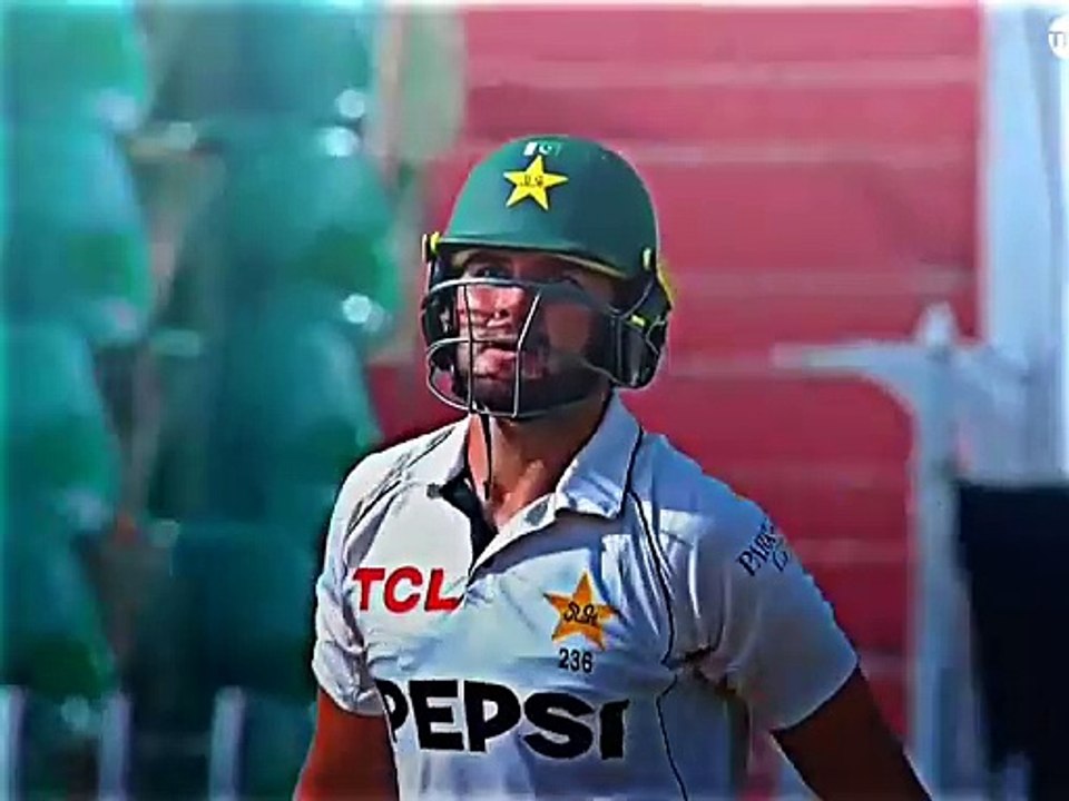 A short cameo by shaheen shah on today innings #pakvsbngtest