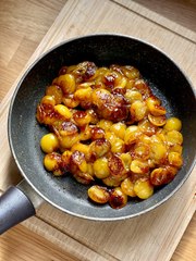 Mirabelles Rôties au Miel et à l'Huile d'Olive 🍯🍑 – Dessert Facile ou Décoration de Gâteau