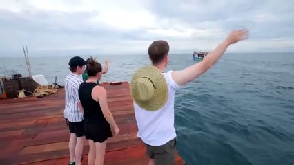 7 Days Stranded At deadly sea