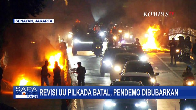 Revisi UU Pilkada Resmi Dibatalkan, Ini Momen Polisi Bubarkan Pendemo di Gedung DPR Senayan Jakarta