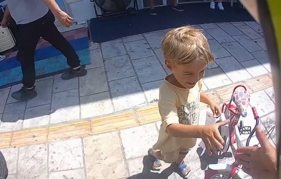 Bodrum'da polis ile bisikletli çocuğun trafik cezası diyaloğu gülümsetti