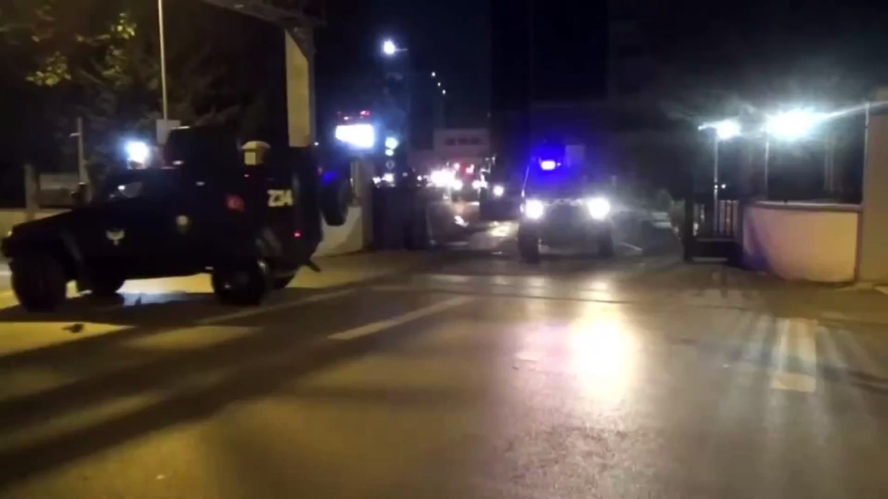 İçişleri Bakanı Ali Yerlikaya, 17 ilde DEAŞ terör örgütüne yönelik düzenlenen “Gürz-9” operasyonlarında 65 şüphelinin yakalandığını açıkladı.