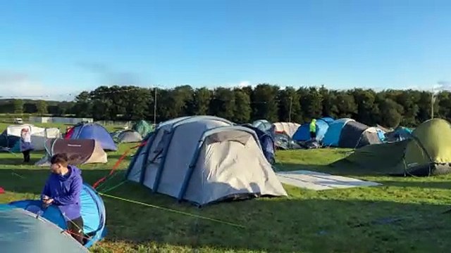 Leeds Festival 2024: Footage shows tents shaking in wind as organisers issue Storm Lilian warning