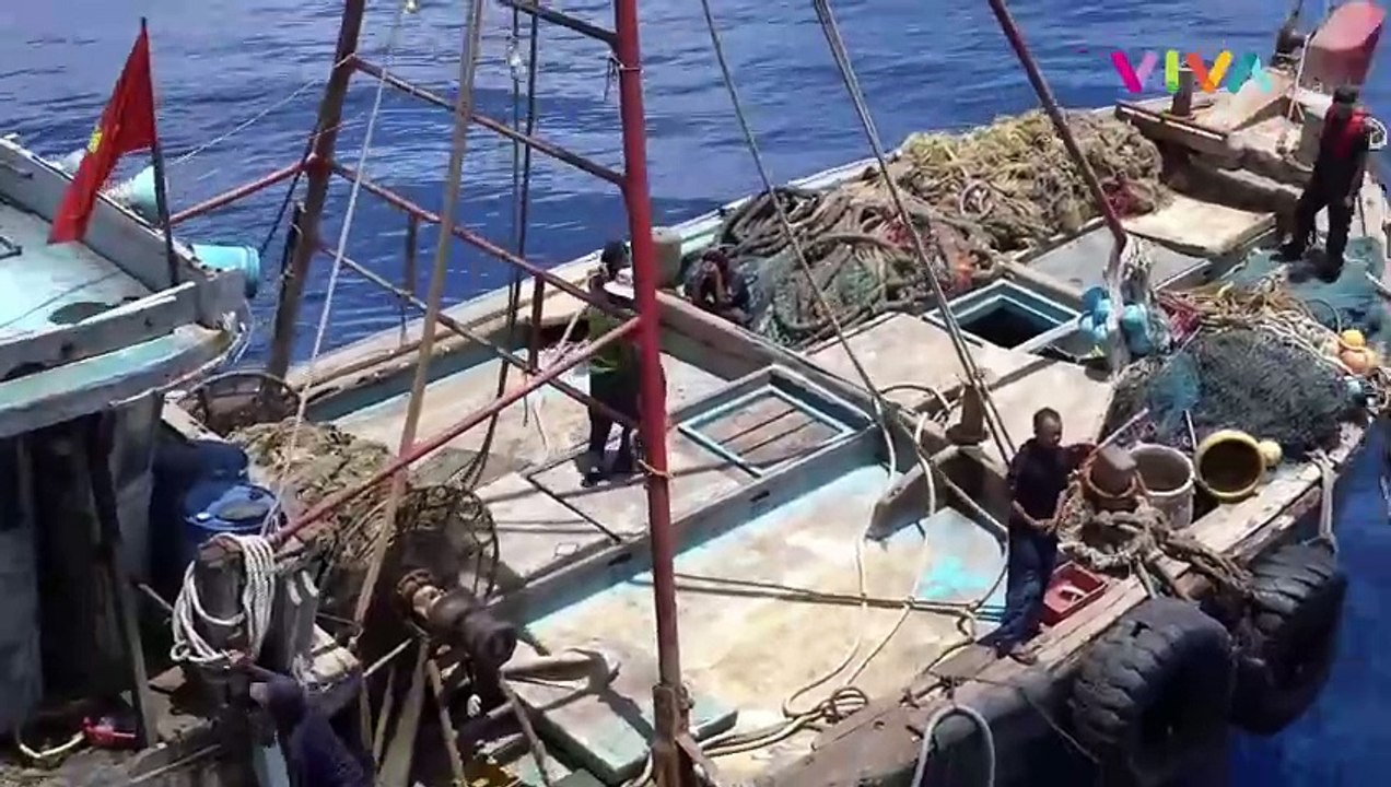 KKP TEMBAK Kapal Asing Vietnam Lakukan Penangkapan Ikan