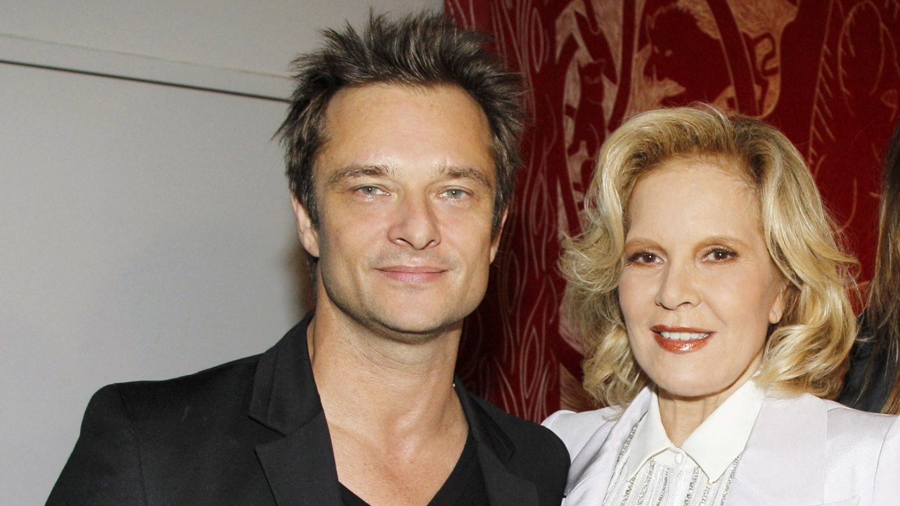 GALA VIDEO - VIDÉO - Sylvie Vartan et son fils David : leurs joyeuses retrouvailles pour une grande occasion