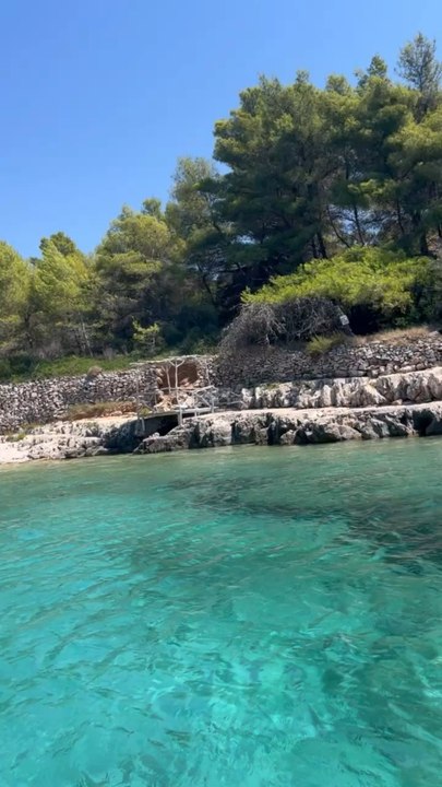 LES PLUS PROPRES criques de Hvar