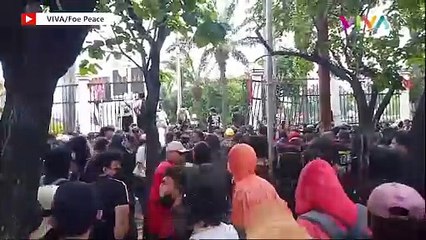 Mulai Memanas, Masa Jebol Pagar DPR RI
