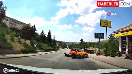 Ankara'da motosikletin taksiye çarpma anı kamerada