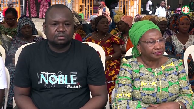 Région-Bouaké / Des chèques de 130 millions FCFA remis aux jeunes entrepreneurs de la région du Gbêkê