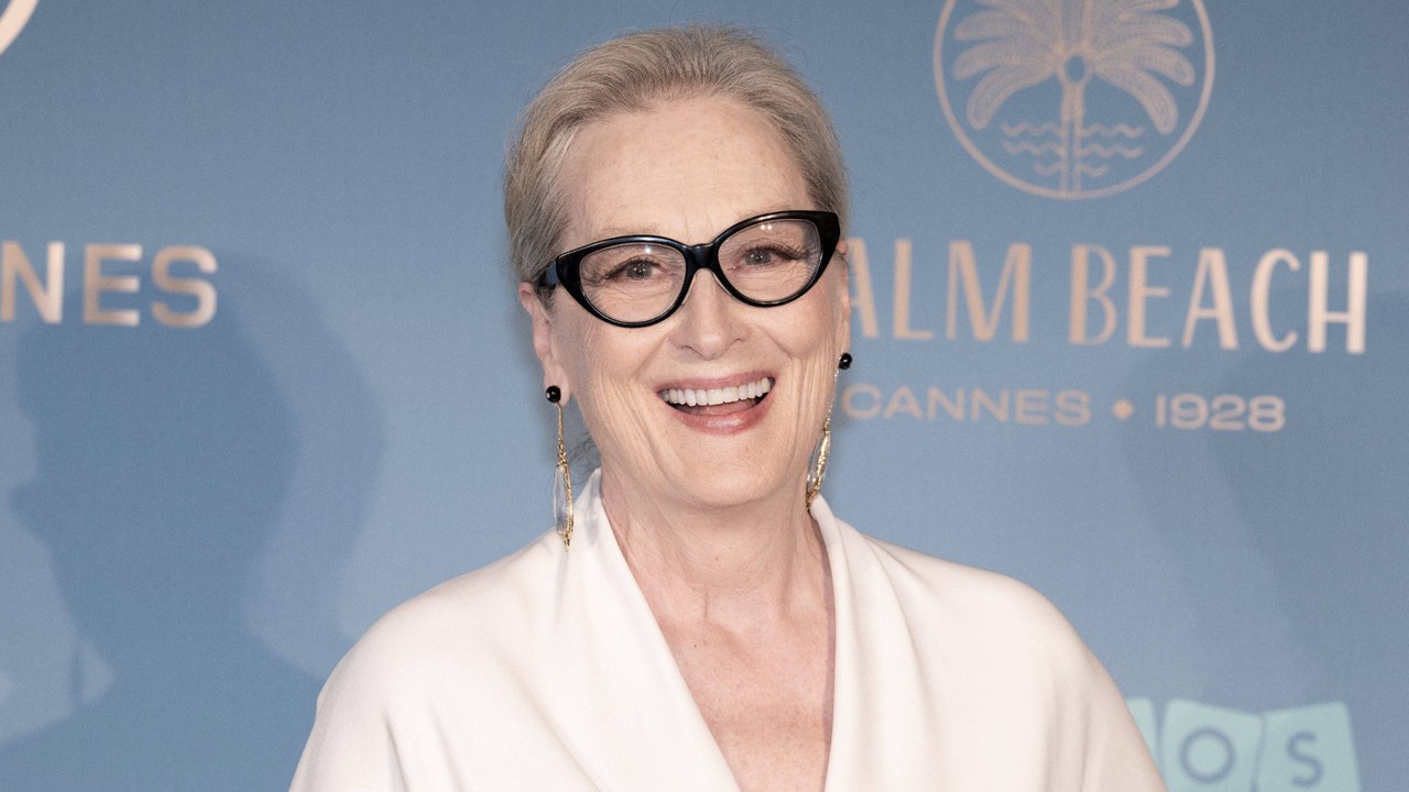 GALA VIDEO - Meryl Streep de nouveau en couple à 75 ans ? Elle dément mais des photos sèment le doute