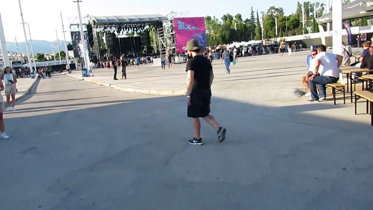 Lenny Kravitz concerts in Athens 2/8/2024 video Dailymotion