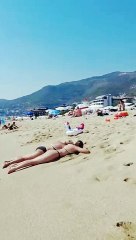 Beach videos prtty lady's enjoy life beach summer.