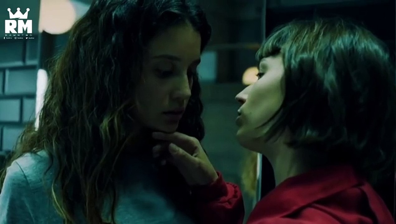 Sexy Hot Romantic Scene - Money heist Lesbian Scene _ Tokyo and Alison