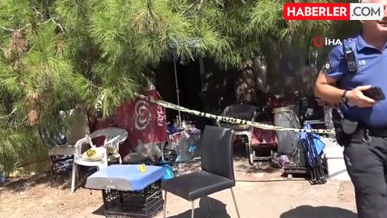 Barakadaki arkadaşının ölümünü 'Değnekle dürttüm, baktım ölmüş' diye anlattı