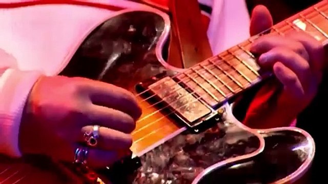 Oasis vuelve a los escenarios tras 15 años alejados de la música